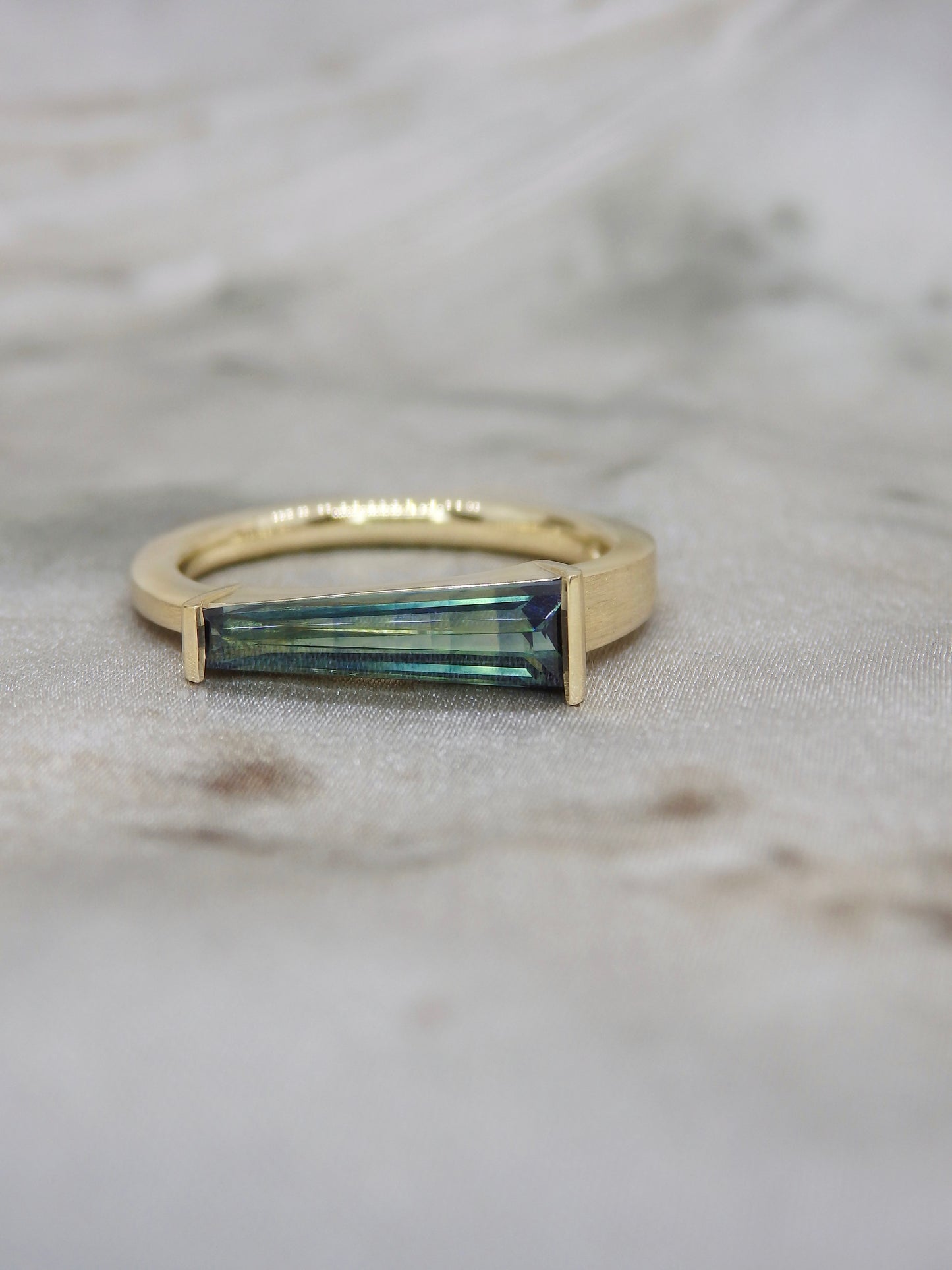 Sagitta Solitaire - Tapered Baguette Parti Sapphire