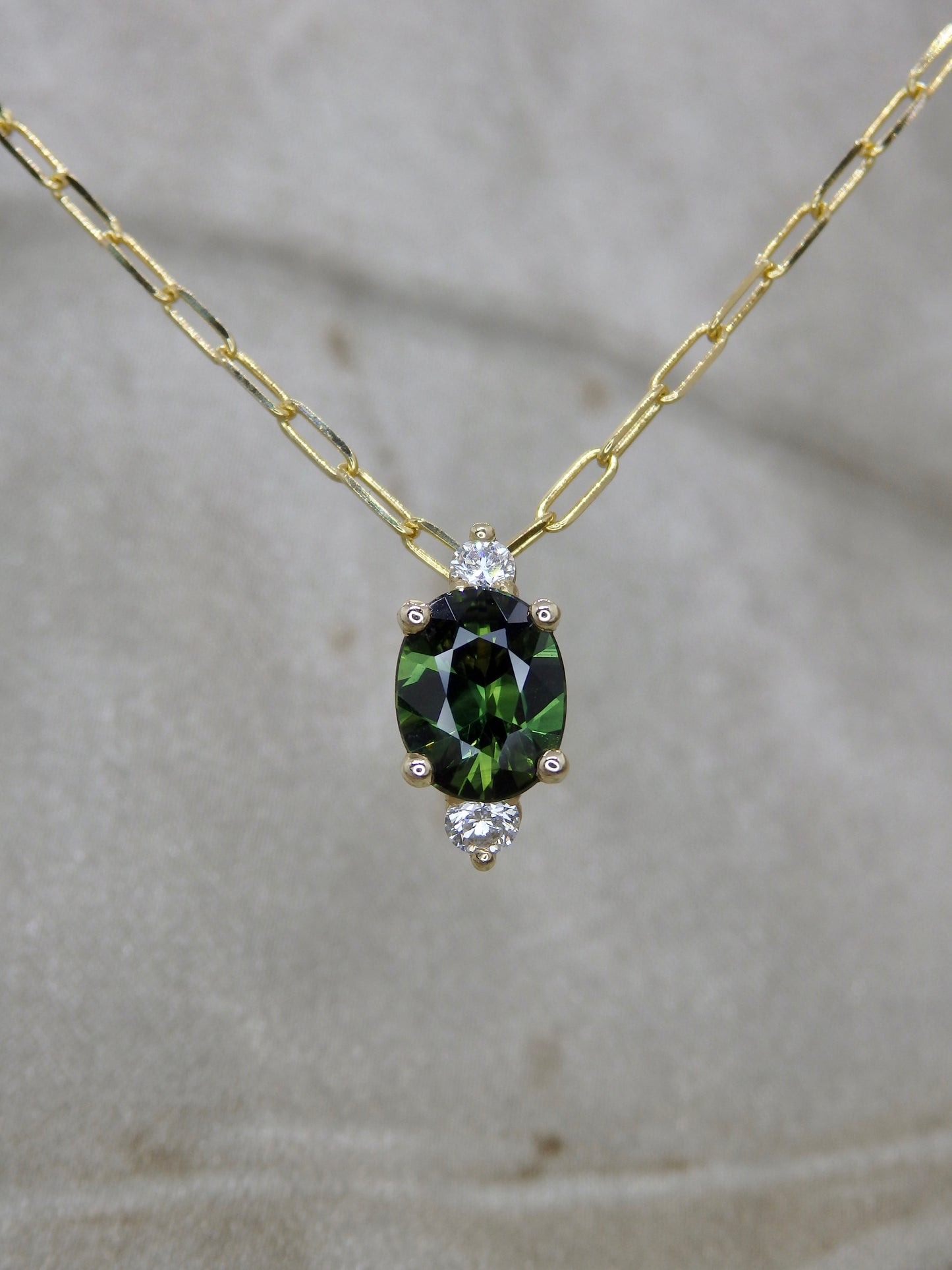 1.35ct Australian Green Sapphire & Diamond Pendant, 14ct Gold