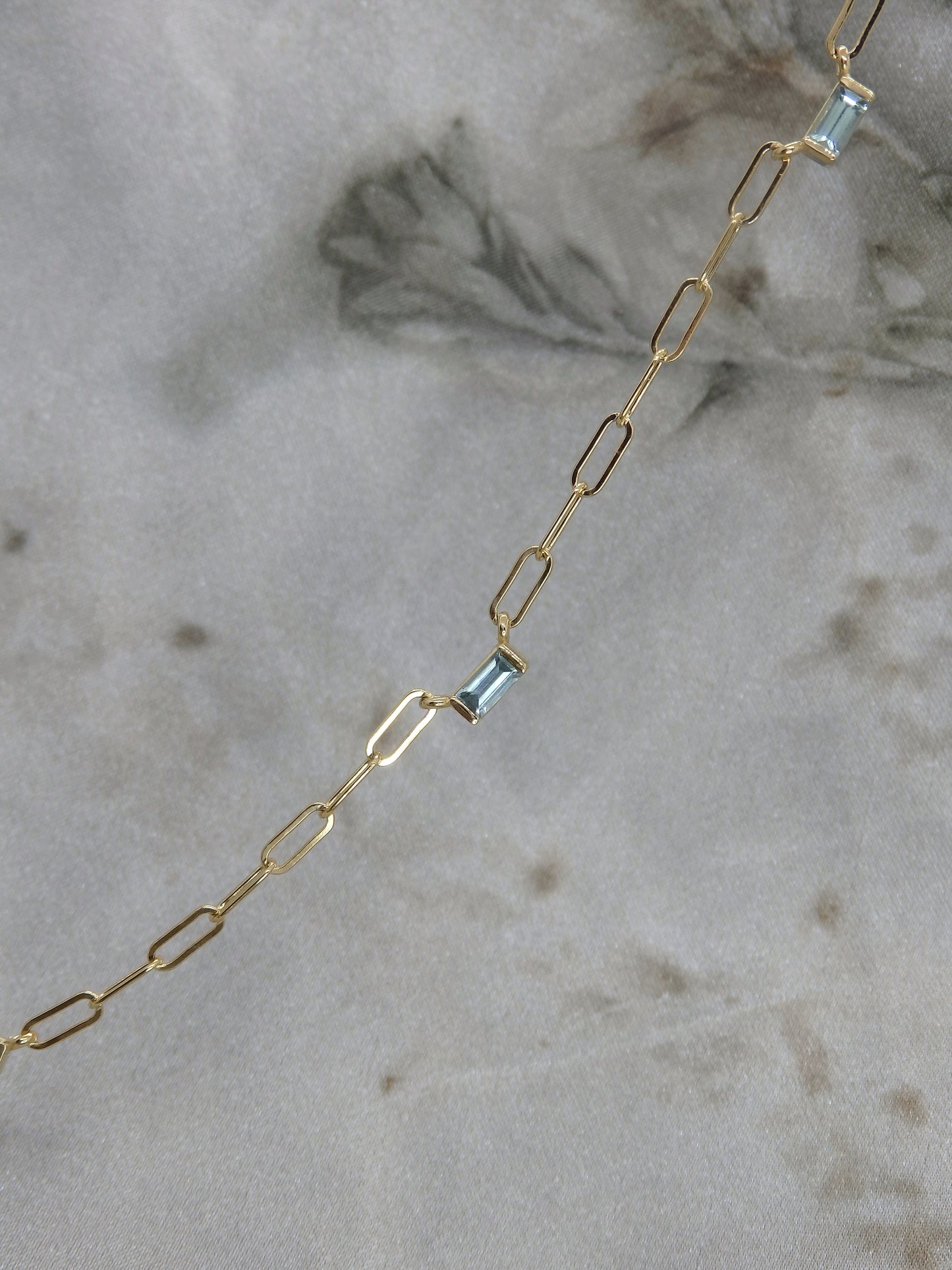 Mallorca Teal Sapphire Choker Necklace 14ct Gold