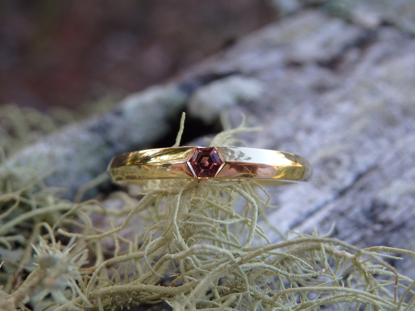 "Summer" Hexagonal Spinel Ring, 18ct gold band