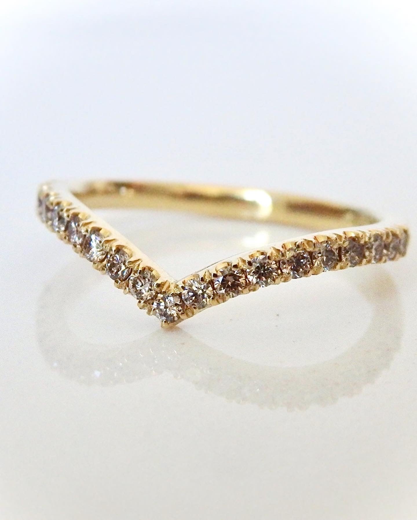 Champagne Diamond Peak Fitted Wedding Ring