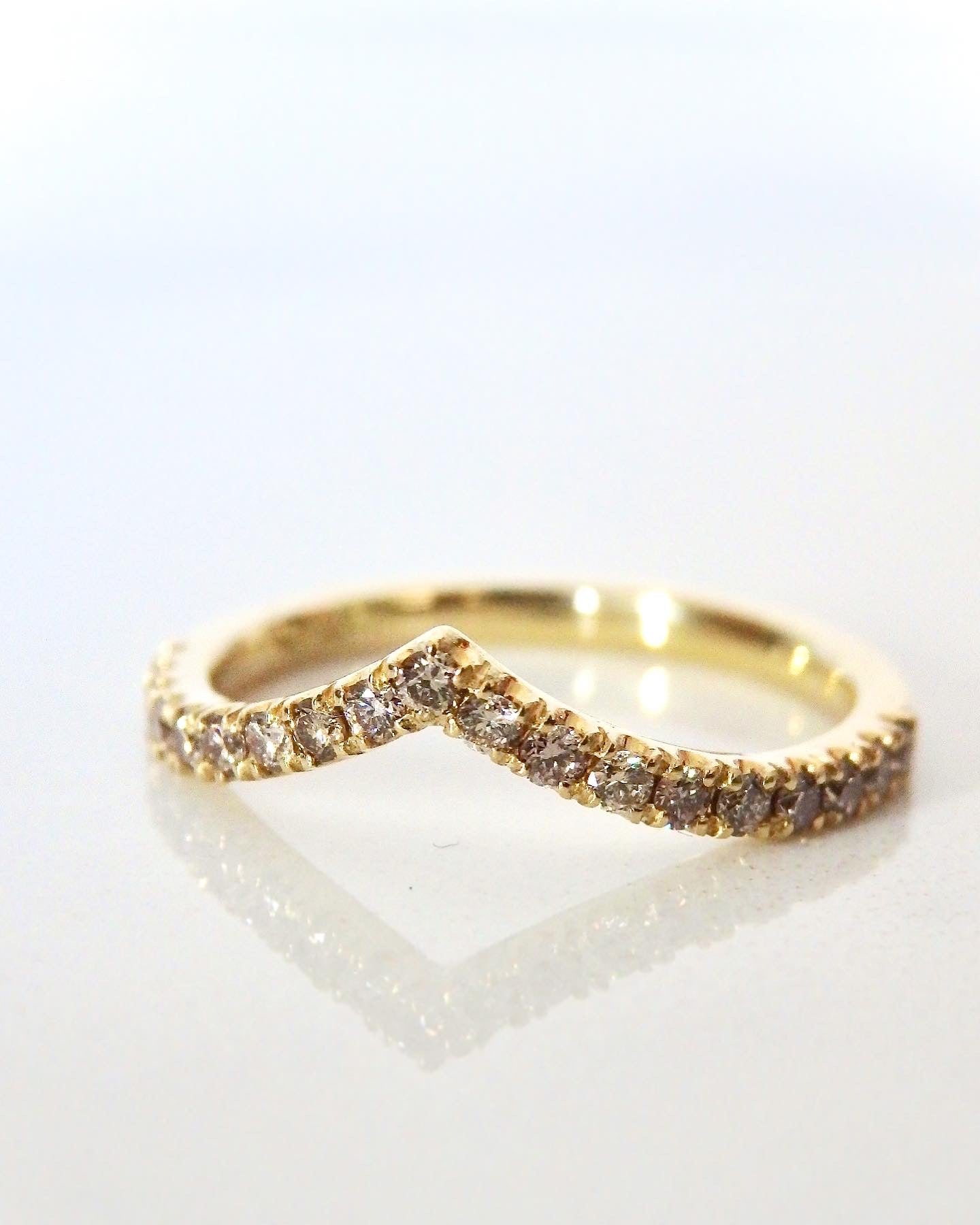 Champagne Diamond Peak Fitted Wedding Ring