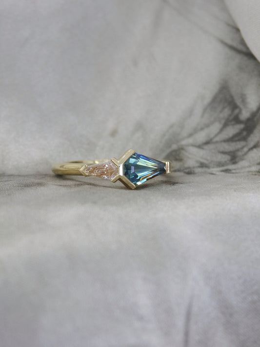 Driftwood Tapered Shield Duet Ring