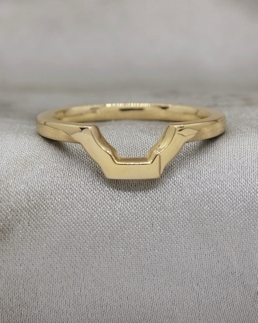 Pillar II Fitted Wedding Band