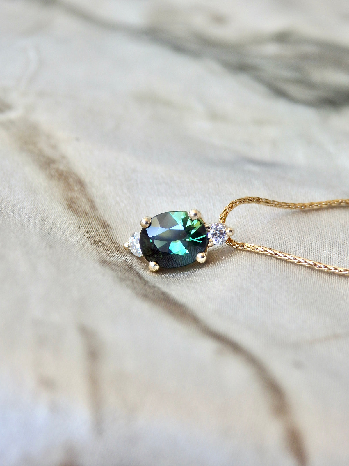 1.35ct Australian Green Sapphire &amp; Diamond Pendant, 14ct Gold