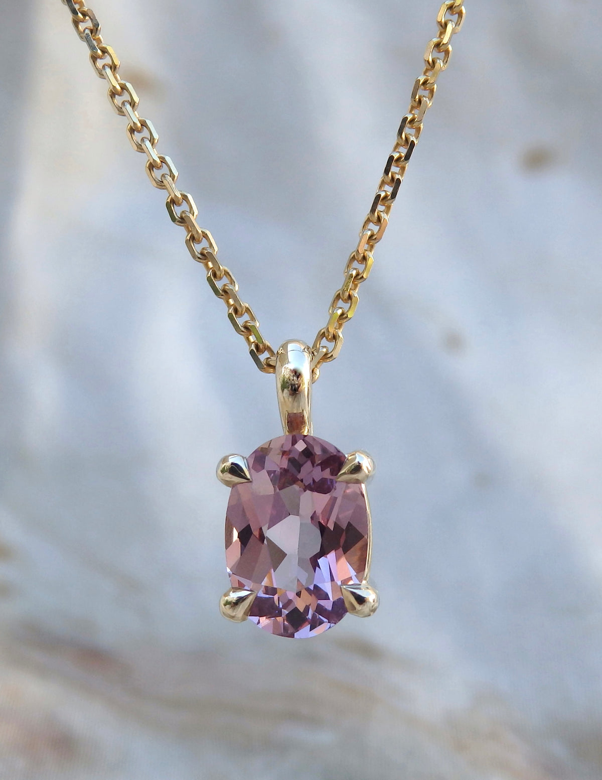 Phi Pendant - 1.30ct Pink Spinel